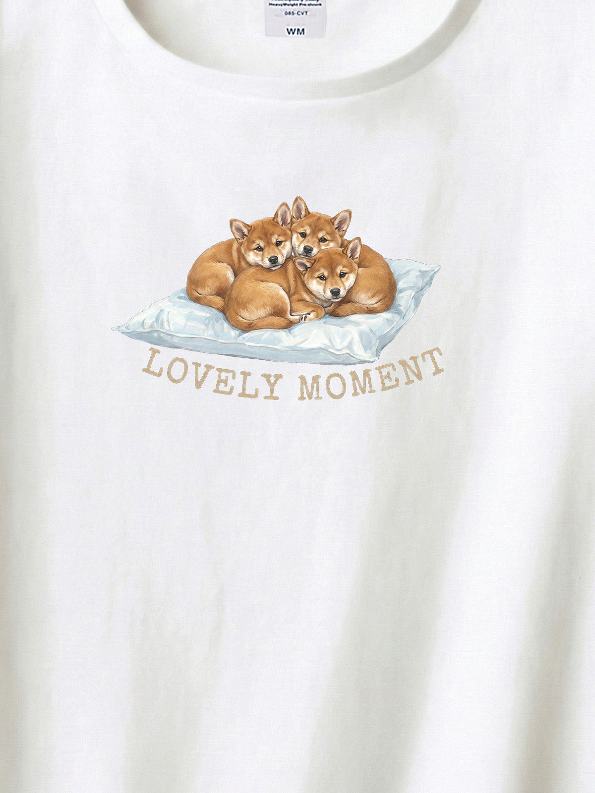 LOVELY MOMENT（子犬3匹）　柴犬（毛色：赤柴）｜ヘビーウェイトTシャツ